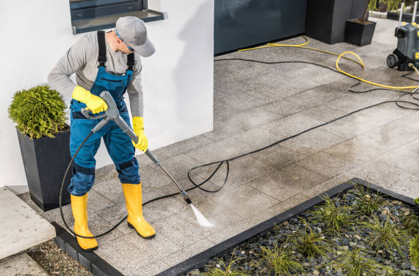 Pressure Washing Contractors in Cudahy, WI